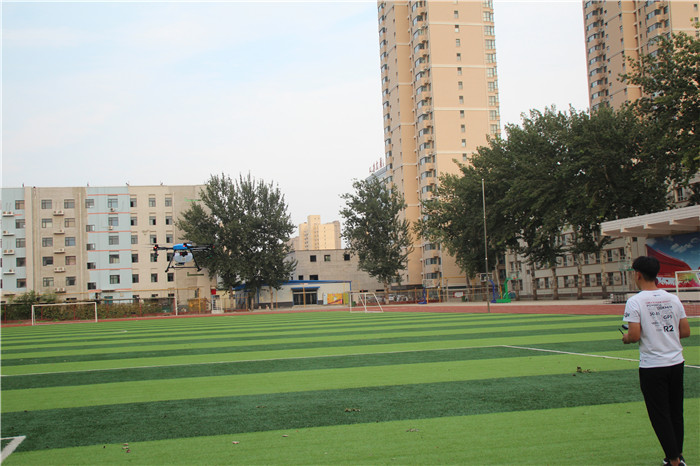 1564731852680358.jpg 河北智飛極農(nóng)無人機科技|保定ASFC無人機駕駛員培訓(xùn)考證|打藥撒藥噴藥植保無人機